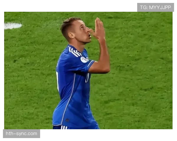 扎伊尔-埃梅里攻防俱佳，崛起为球队中场新核心