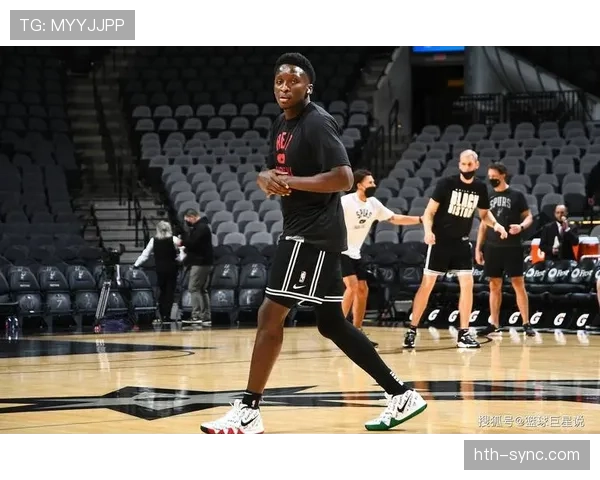 奥拉迪波突破效率提升显著，挡拆配合助火箭拉开比分差距